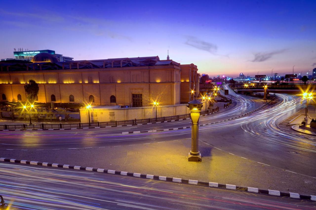 Tahrir Plaza - Museum View Kairó