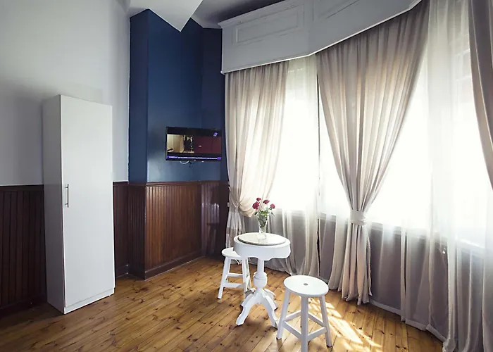 Tahrir Plaza Suites - Museum View